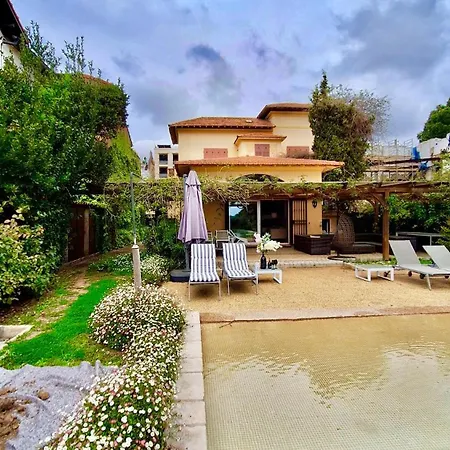 Eugene Villa