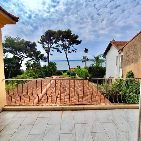 Eugene Villa